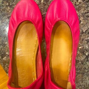 Fuchsia Tieks!!!